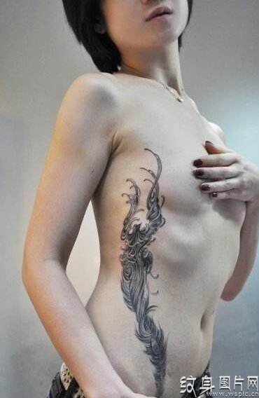 纹身女图案欣赏，八种风格的美女纹身