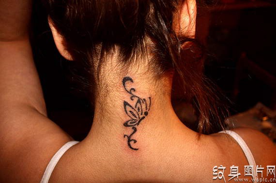 完美女人的选择，最美的蝴蝶纹身图案设计