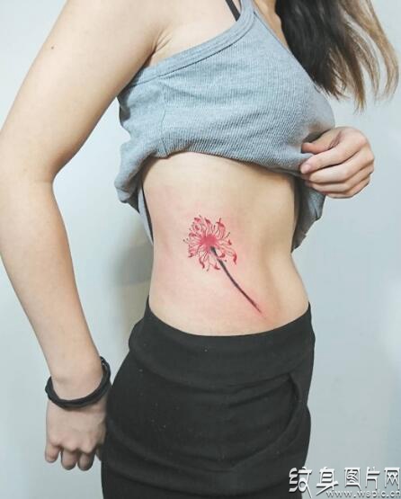 彼岸花纹身图案，听说受过伤的人才会纹它
