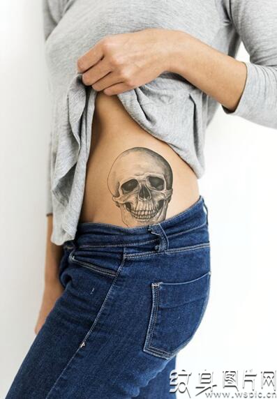 美女腰部纹身图案，最具代表的八张纹身图案