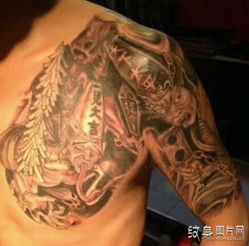 经典霸气半甲纹身图案，最性感的男人纹身
