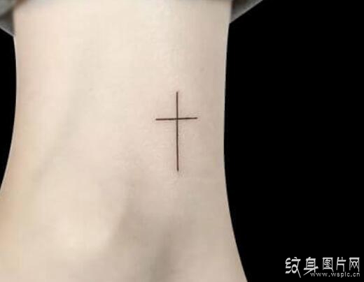 个性十字架纹身图案大全，那些让人叹为观止的创意纹身