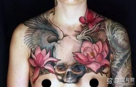 经典花胸纹身图案欣赏，霸气与性感的胸口纹身