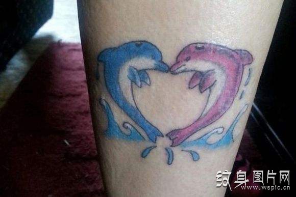 海洋深处的爱情守护神，海豚纹身图案欣赏