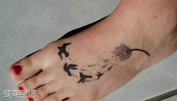 美女蒲公英纹身图案，在漂泊的人生中追求自由
