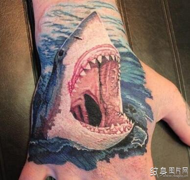 来自于大海中的霸主，鲨鱼纹身图案欣赏