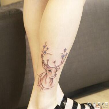  女生脚脖纹身图案欣赏，小巧而精致的可爱纹身