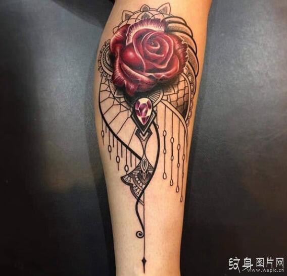 欧美玫瑰纹身图案，别具一格的设计风格欣赏