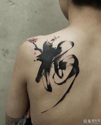 最具中国风的纹身设计，墨色纹身图案欣赏