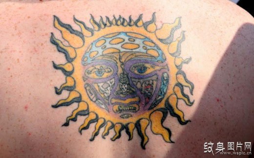 与众不同的典型设计，太阳图腾纹身图案及手稿欣赏
