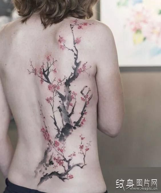 梅花树纹身图案及手稿欣赏，其深刻的含义解析