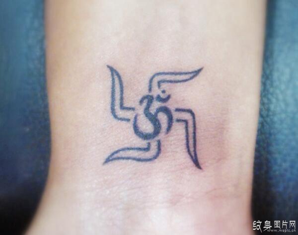 万字符纹身图案欣赏 吉祥如意与永恒不变的神秘符号