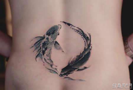 双鱼纹身图案欣赏 唯美又具个性的经典设计
