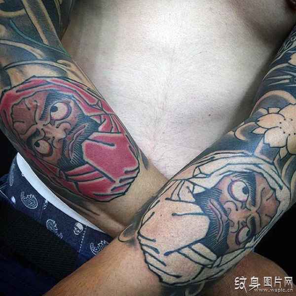 不倒翁纹身图案及寓意 源自达摩的日本吉祥物