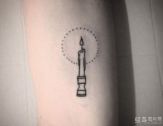 蜡烛纹身图案及寓意 褒贬不一的纹身主题