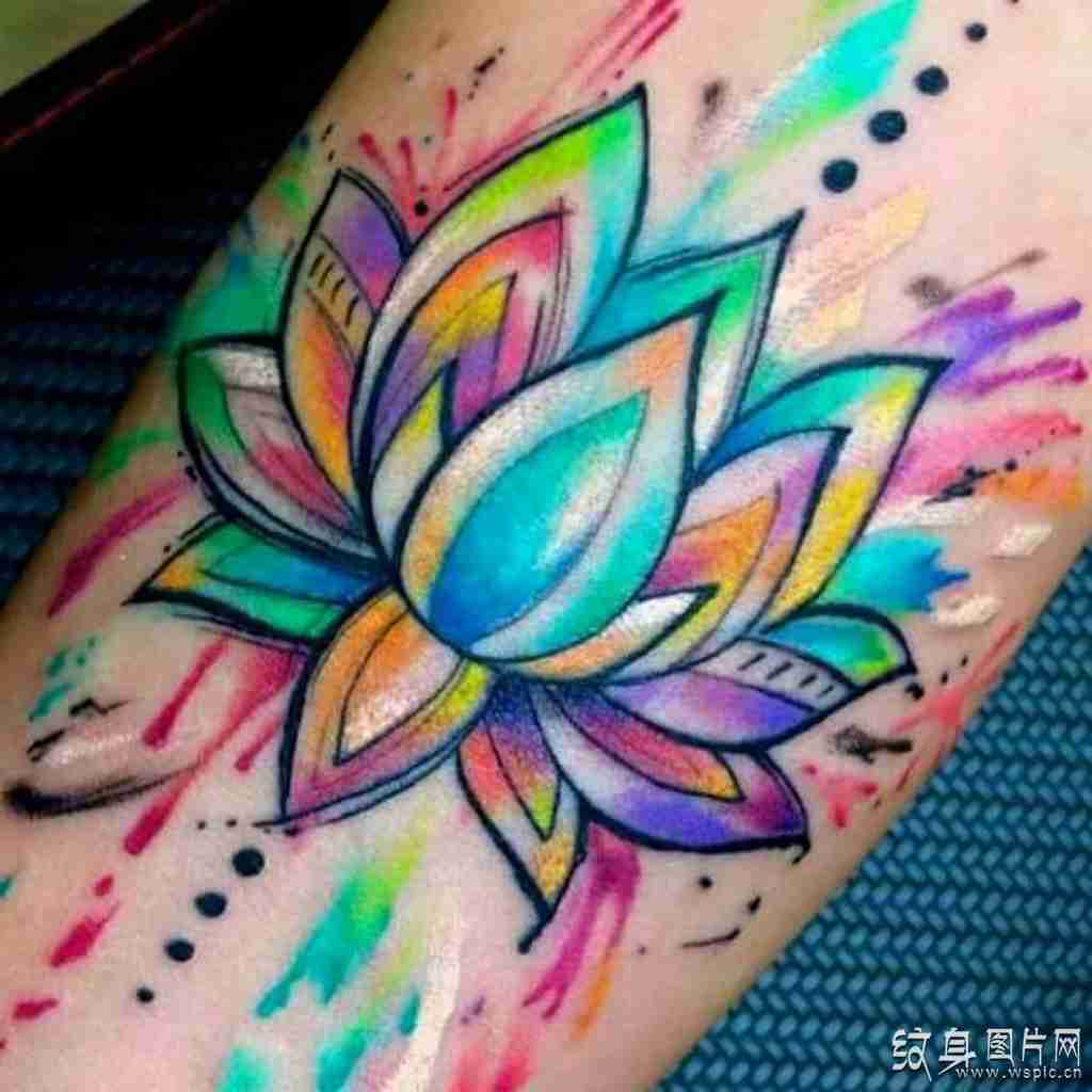 水彩花纹身图案欣赏 让人惊艳的美丽设计