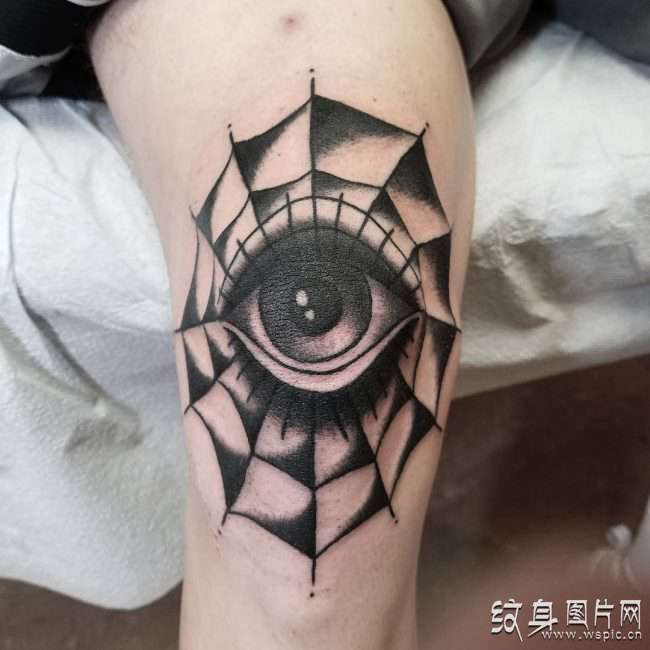 黑白蜘蛛网纹身图案 令人惊叹的纹身设计