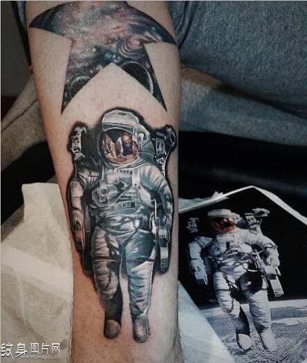 宇航员纹身图案及含义 星空中蕴含着儿时的梦想
