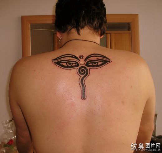 古埃及象形文字纹身 神秘符号中蕴含着古老文化