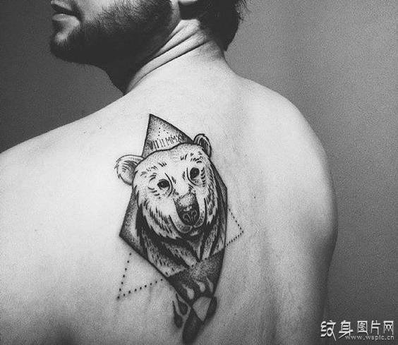 狗熊纹身图案与意义 时尚与凶猛的霸气共存