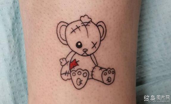 泰迪熊纹身图案欣赏 可爱的卡通熊纹身设计