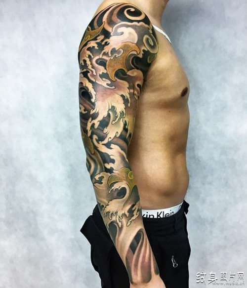 日式海浪纹身及手稿 充满寓意的花臂设计