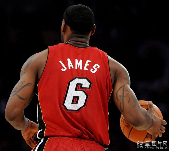 詹姆斯纹身图案详解 NBA天选之子的纹身轶事