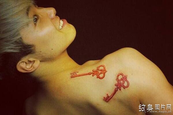 李弘基纹身图案含义解析 将热爱刻在身上