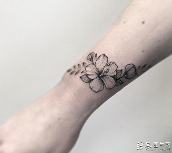 木槿花纹身图案欣赏 寓意十足的韩国国花设计