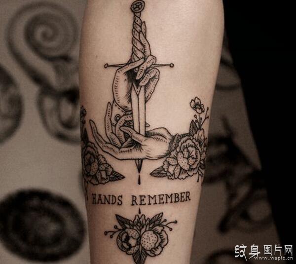 手臂朋克纹身图案 炫酷非主流纹身设计体验