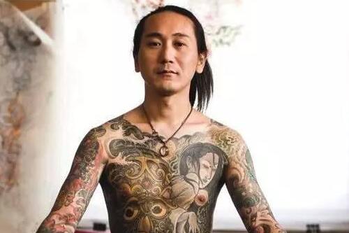 新传统日式纹身NO.1黄炎  有钱都不一定能约到的纹身大