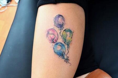 彩色气球纹身图案 小清新唯美设计风格