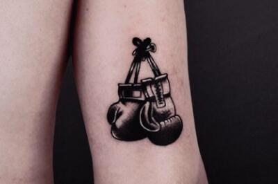 拳击手套纹身欣赏 最具力量的纹身设计