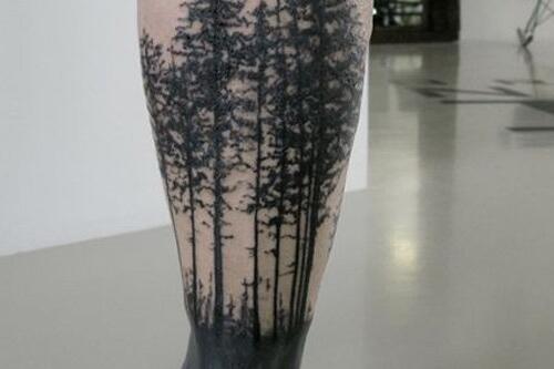 森林纹身图案欣赏 震撼人心的黑白设计理念