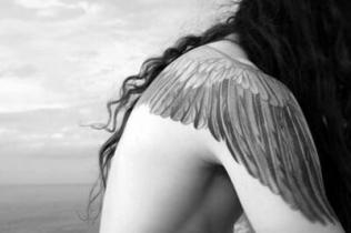 天使翅膀纹图案欣赏，帅气纯洁的个性图案