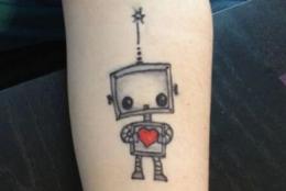 手臂机器人纹身图案欣赏 充满科幻的设计理念