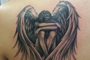 堕落天使纹身图片，来自天堂的忧郁精灵