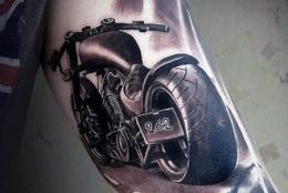 摩托车纹身图案欣赏 创意十足的个性设计
