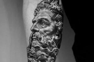 海神波塞冬纹身及寓意 源于古希腊的十二主神之一