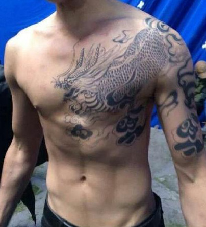 小哥麒麟纹身全图