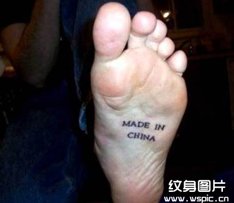 男士脚部纹身