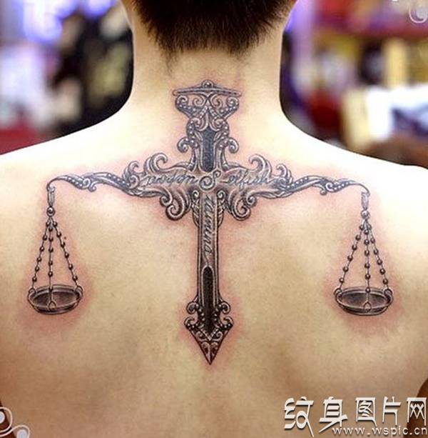 后背纹身图案欣赏，20个最佳后背纹身设计灵感