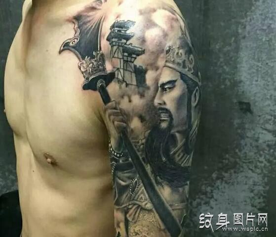 三国五虎将之首，满背关公纹身图案欣赏