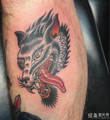 滴血狼头纹身图案欣赏，男性纹身的必选图案