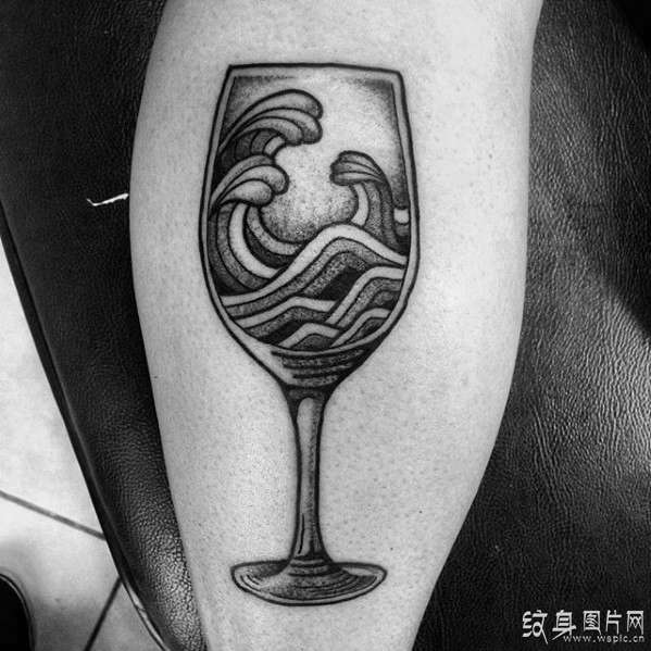 个性酒杯纹身图案欣赏，新颖独特的纹身设计