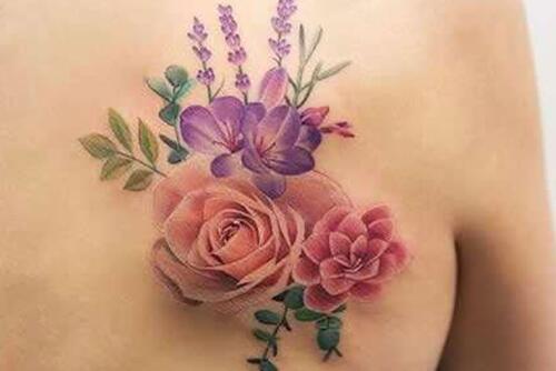 女性纹身的最佳选择，花蕊纹身图案欣赏