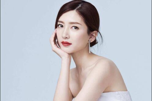 江疏影纹身的真实含义 敢爱敢恨的女汉子